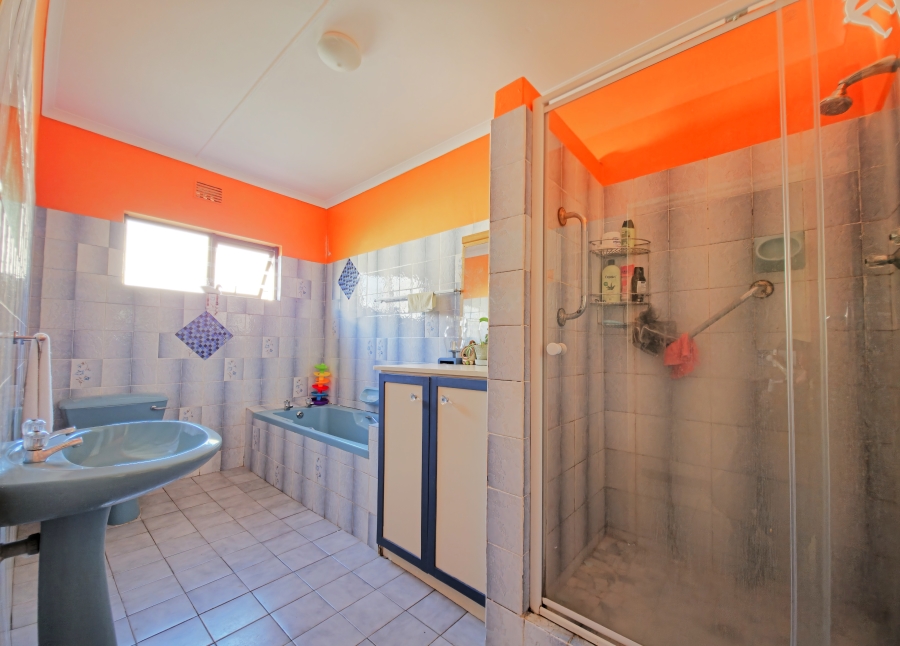 3 Bedroom Property for Sale in Hawston Western Cape